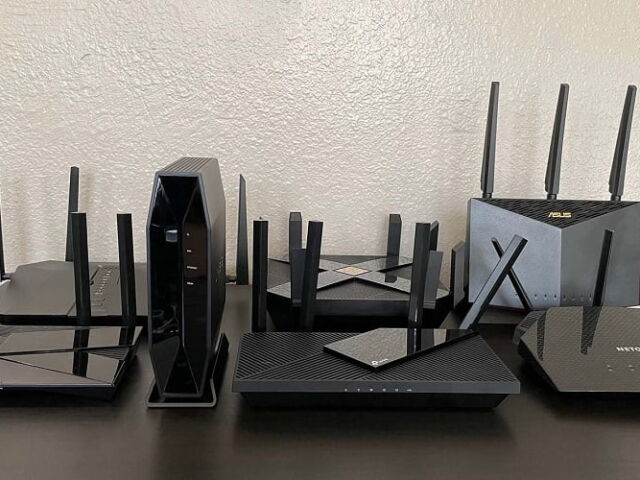 routers-min
